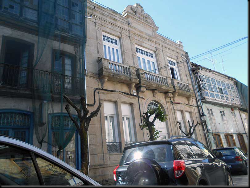 Fachada de una vivienda real presentada por JARA, referencia C1153